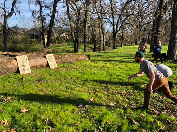 Axe Throwing playshop