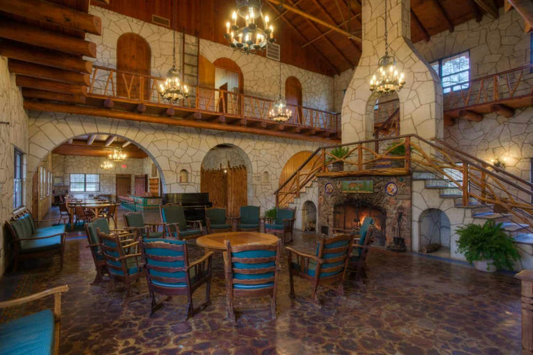 Mo-Ranch Christian Camp